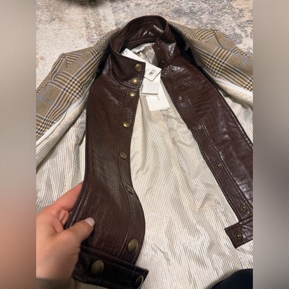 Veronica Beard Beacon Dickey Jacket Blazer Size 8 NWT Plaid Camel Brown Blue - Picture 2 of 10